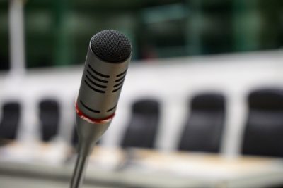 Co powinieneś/powinnaś zrobić po konferencji?